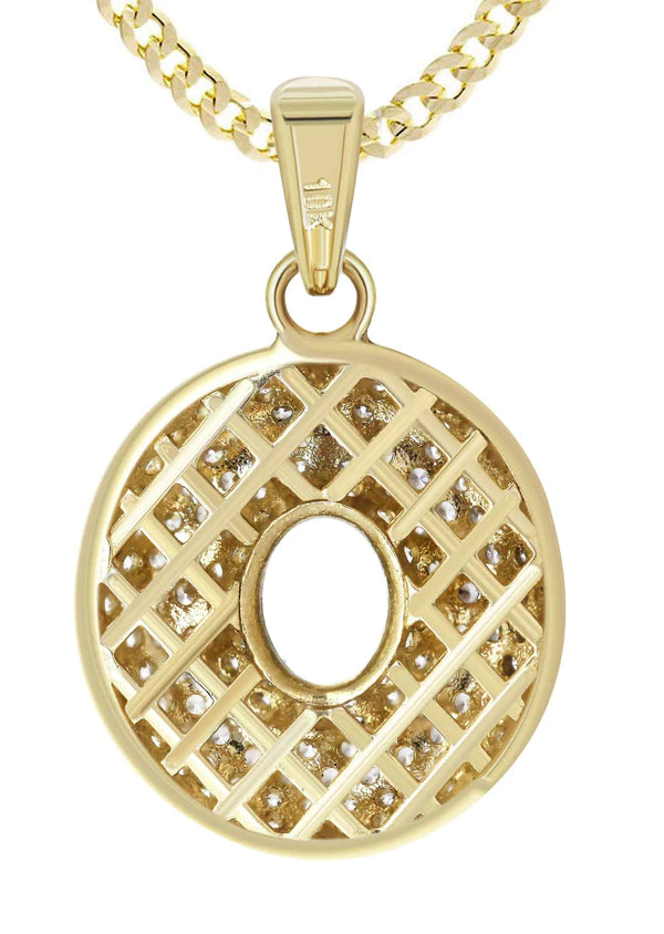 10K Yellow Gold Bubble Letter "O" CZ Necklace | Appx. 4.6 Grams